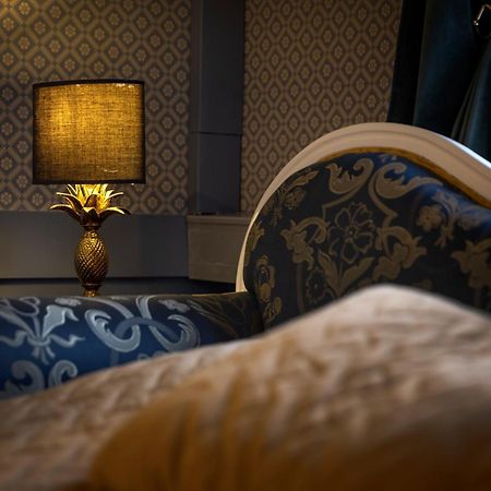 Jaernvaegshotellet B&B Skara Ngoại thất bức ảnh